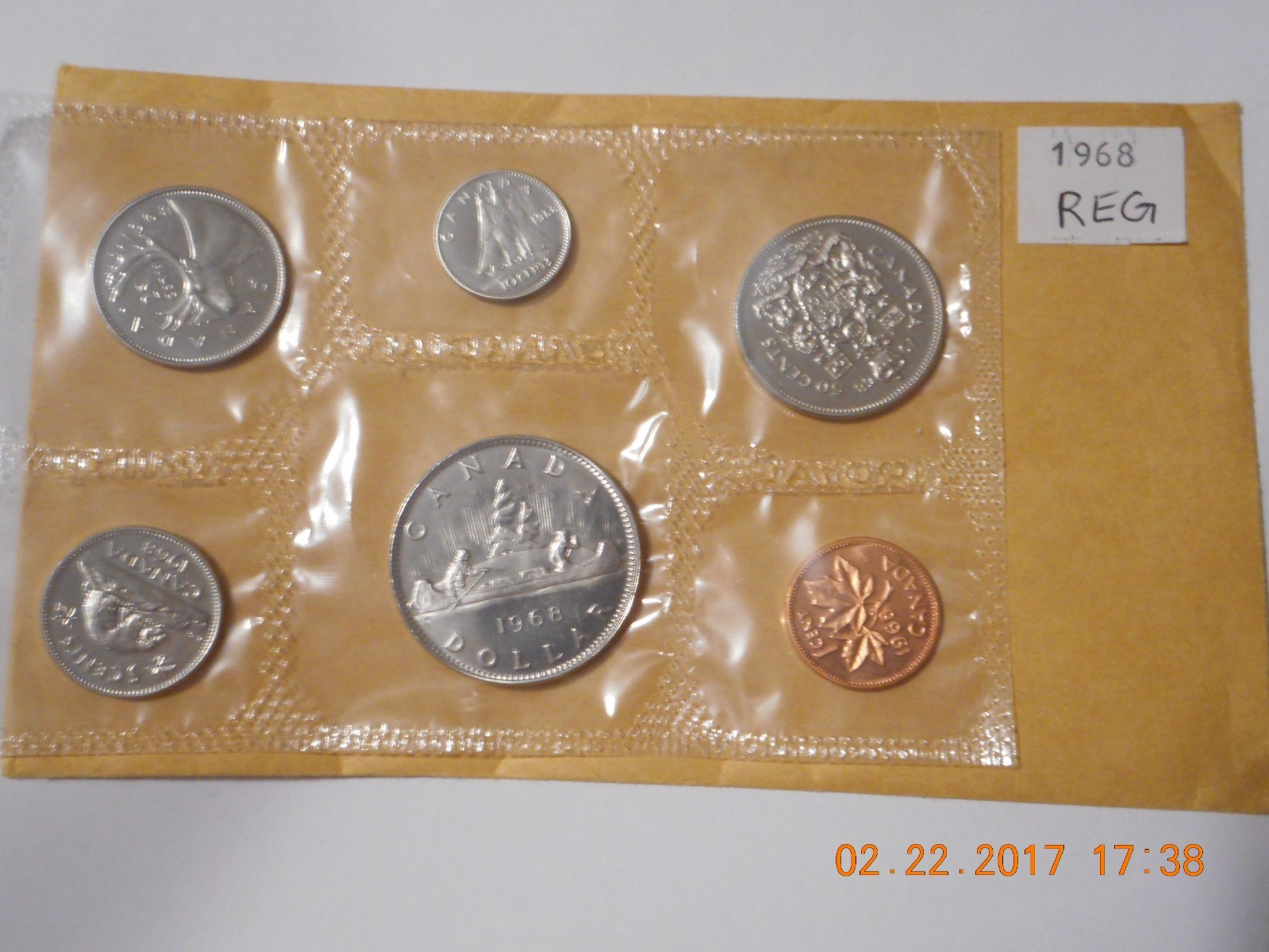 1968 ROYAL CANADIAN MINT UNCIRCULATED SET IN ORIGINAL ENVELOPE
