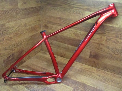 diamondback mountain bike red