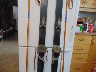 vintage    skis 80 