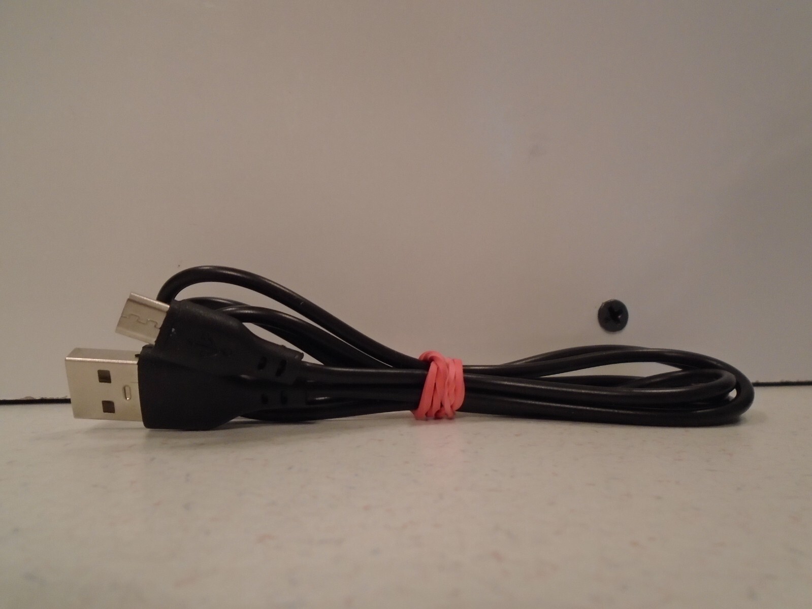 Black Btv1 B42 Amazon Basics Portable Bluetooth Wireless Rechargeable