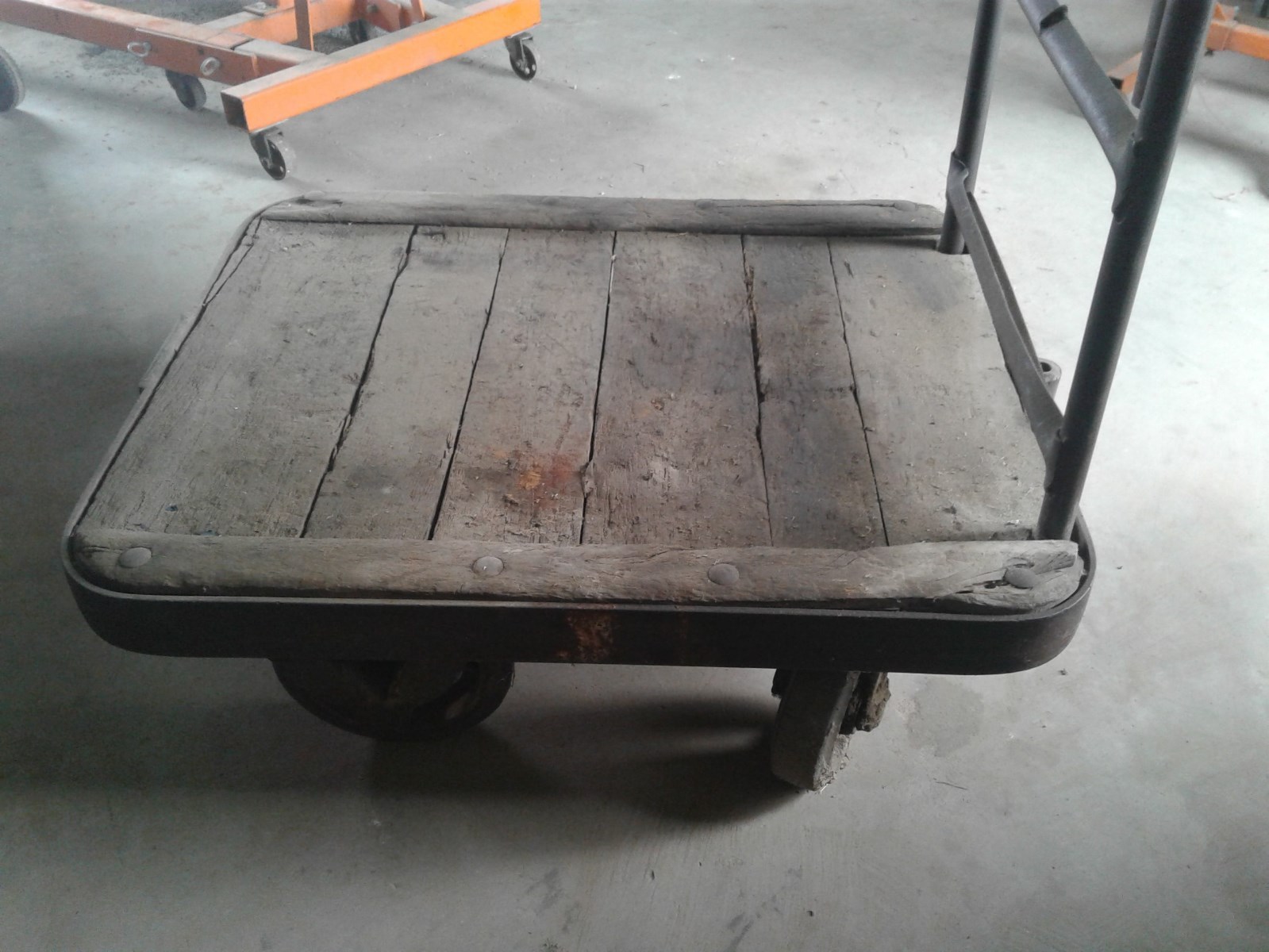 VINTAGE INDUSTRIAL CART