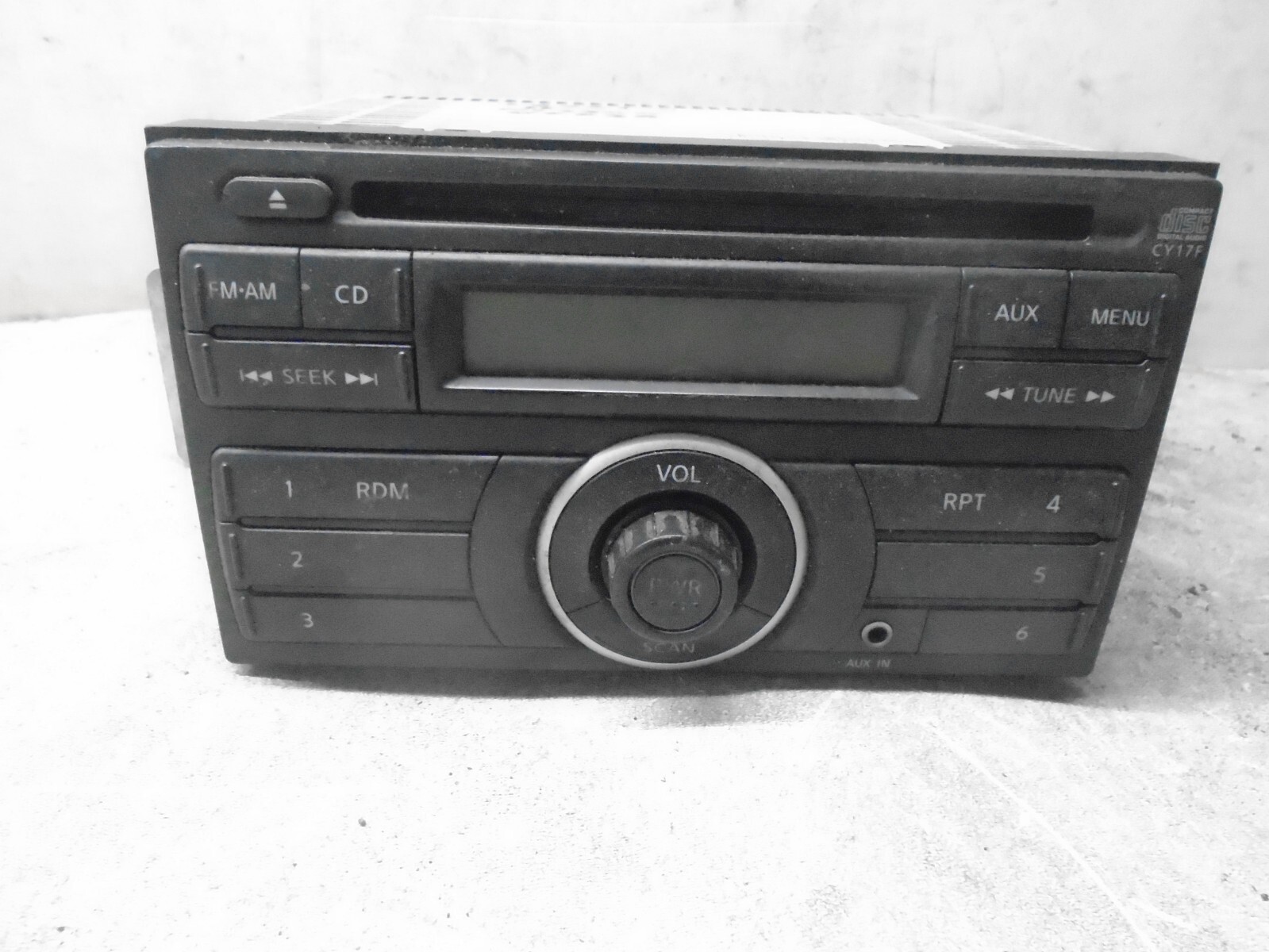 2010-2012 Nissan Versa Radio CD Player MP3 OEM 28185-ZW80D