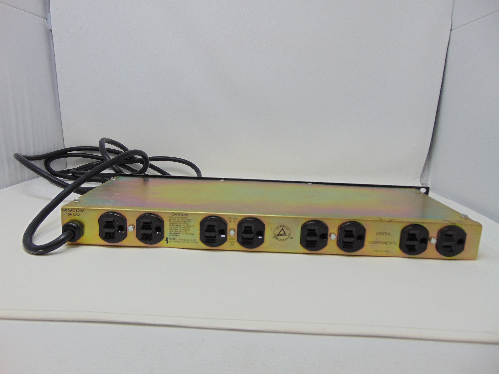 Furman PL-HT Home Series Power Conditioner Rack Mounted 15amp 8out -Tested Works