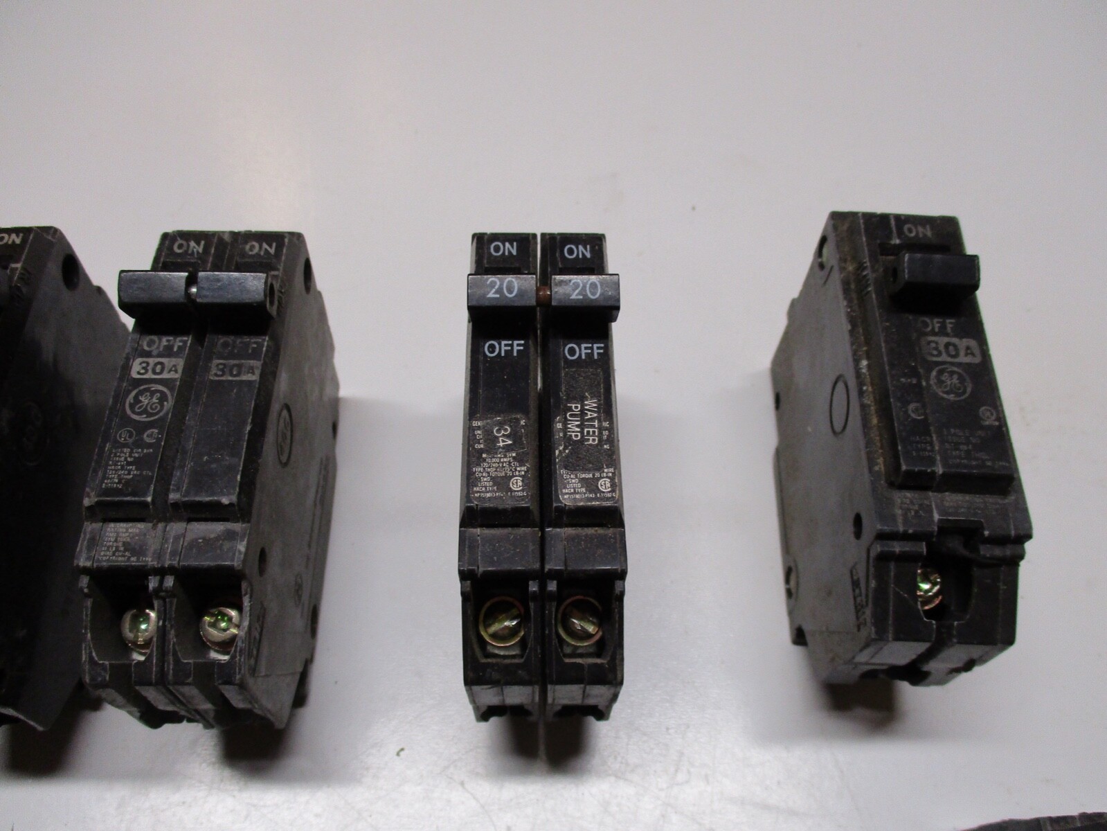 GE THQL THQP BREAKER LOT #1