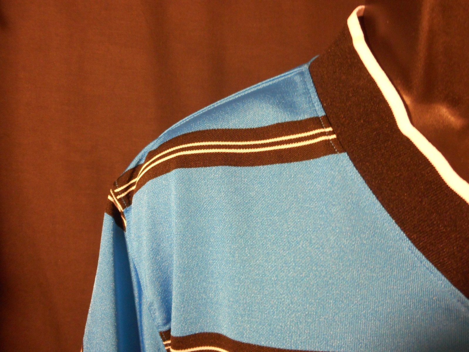 Nike Athletic Short Sleeve Jersey Top V-Neck Mens L Blue