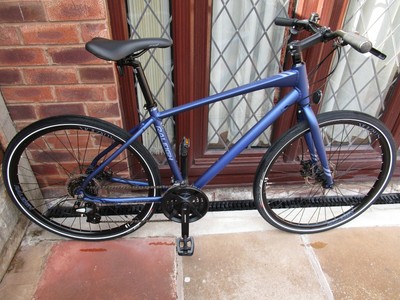 Raleigh Strada Hybrid Mountain Bike 18 inch Only Used Once Collect Warrington