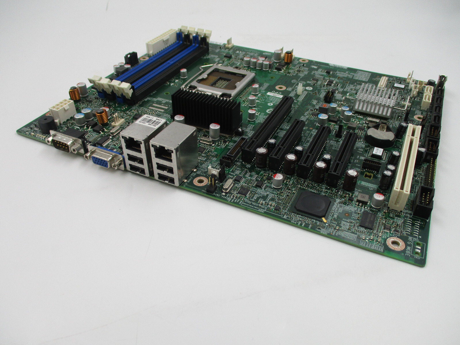 Intel® server board s1200rp_se. S1200btl. системная плата intel beartooth pass lc s1200btl. Intel server board s1200bt. Intel s1200btl front panel.