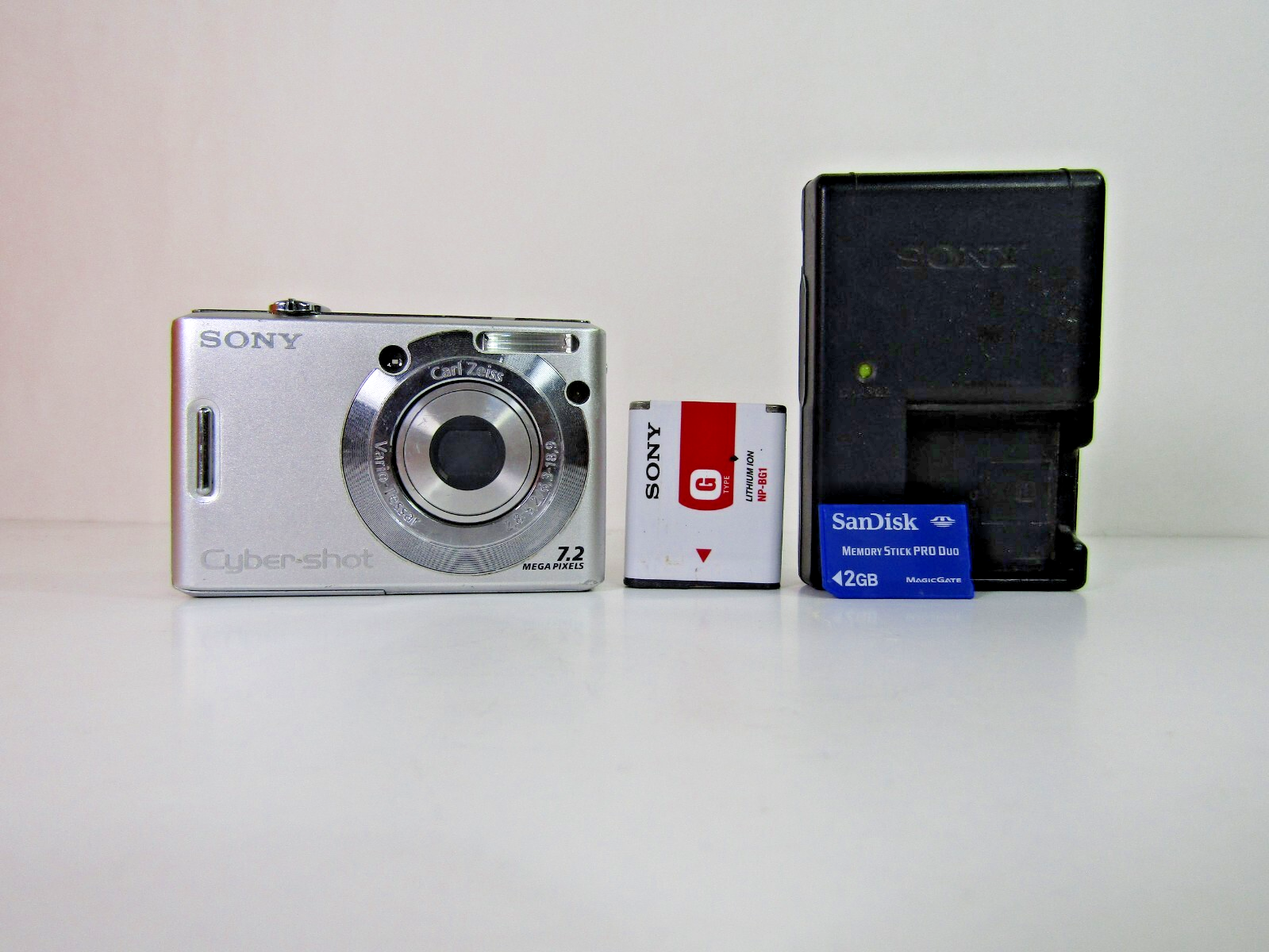 ソニー SONY Cyber-shot DSC-W35 SS5 #549 ソニー SONY Cyber-shot DSC-W35 SS5 #549 Sony Cyber-shot DSC
