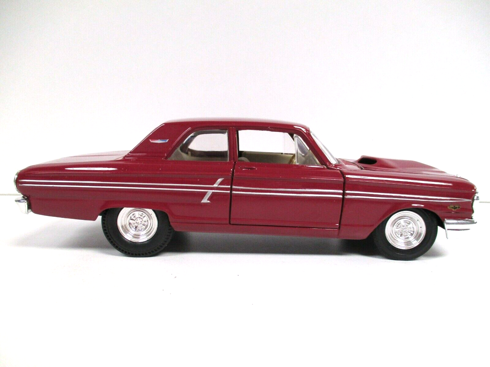 ミニカー Maisto 1964 FORD FAIRLANE THUNDERBOLT MAISTO - 1964 FORD FAIRLANE THUNDERBOLT DRAG CAR - 1/24
