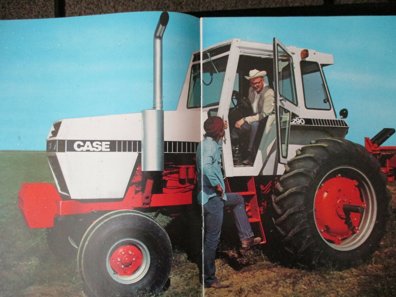 2 Collectible Tractor Dealer Catalogs, Case 2090/2290 and 90 Series