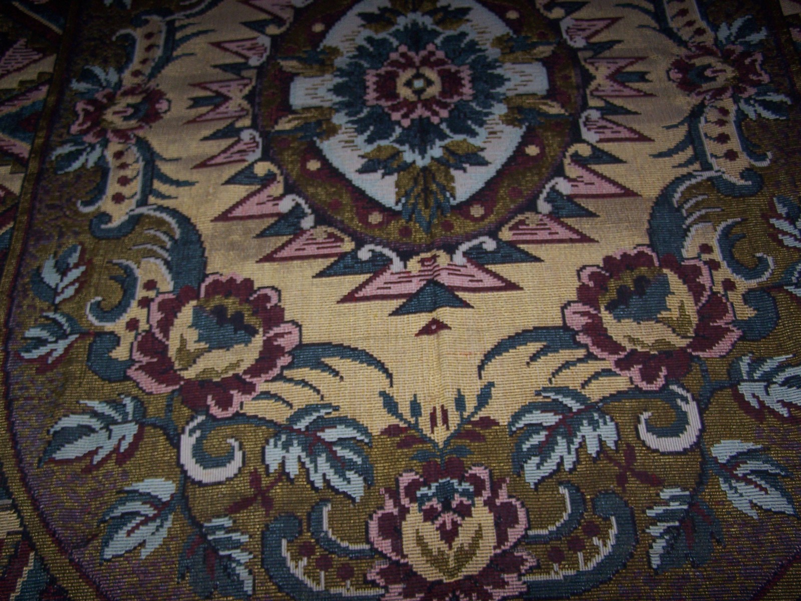 Vintage Upholstery Weight Tapestry Center Medallion Design Burgundy Teal 57x76