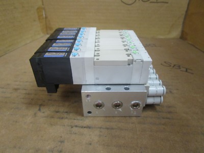Koganei Solenoid Valve Bank F10M8AJ w. (4) F10T2-PL3 & F10T1 & F10T2-CPL3 
