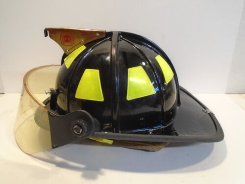Cairns 1010 Fire Helmet w/Full Face Shield