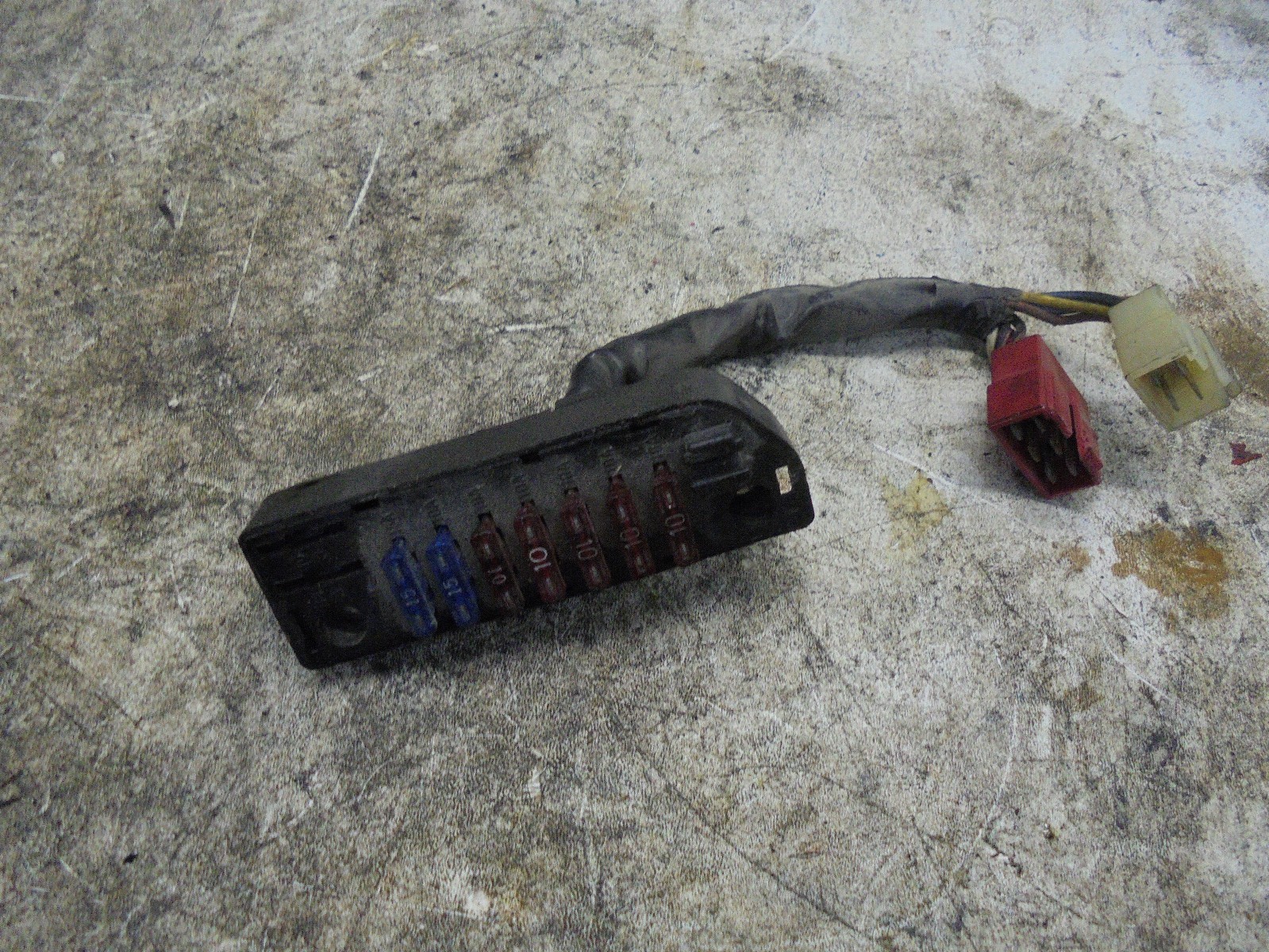 1987 Honda CBR 600 F CBR600 CBR600F Hurricane Fuse Box 1987 Honda CBR 600 F CBR600 CBR600F Hurricane Fuse Box