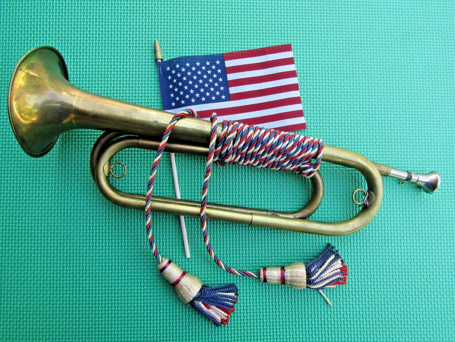 Rexcraft OFFICIAL BUGLE BOY SCOUT 信号ラッパ Help solve the mystery of the Troop 938 Boy Scout bugle