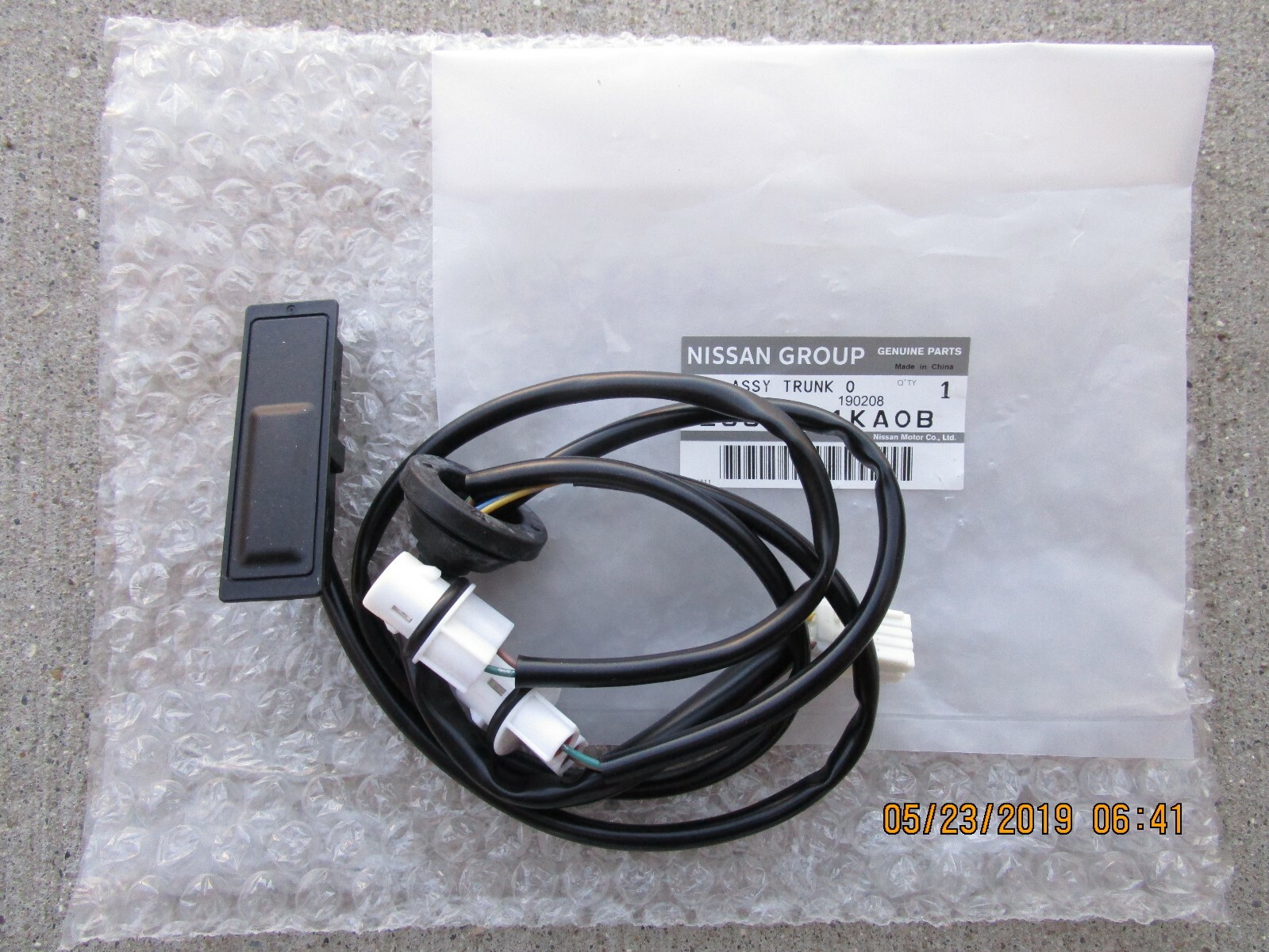 FITS: 11 - 15 NISSAN JUKE TRUNK LID OPENER TAILGATE RELEASE
