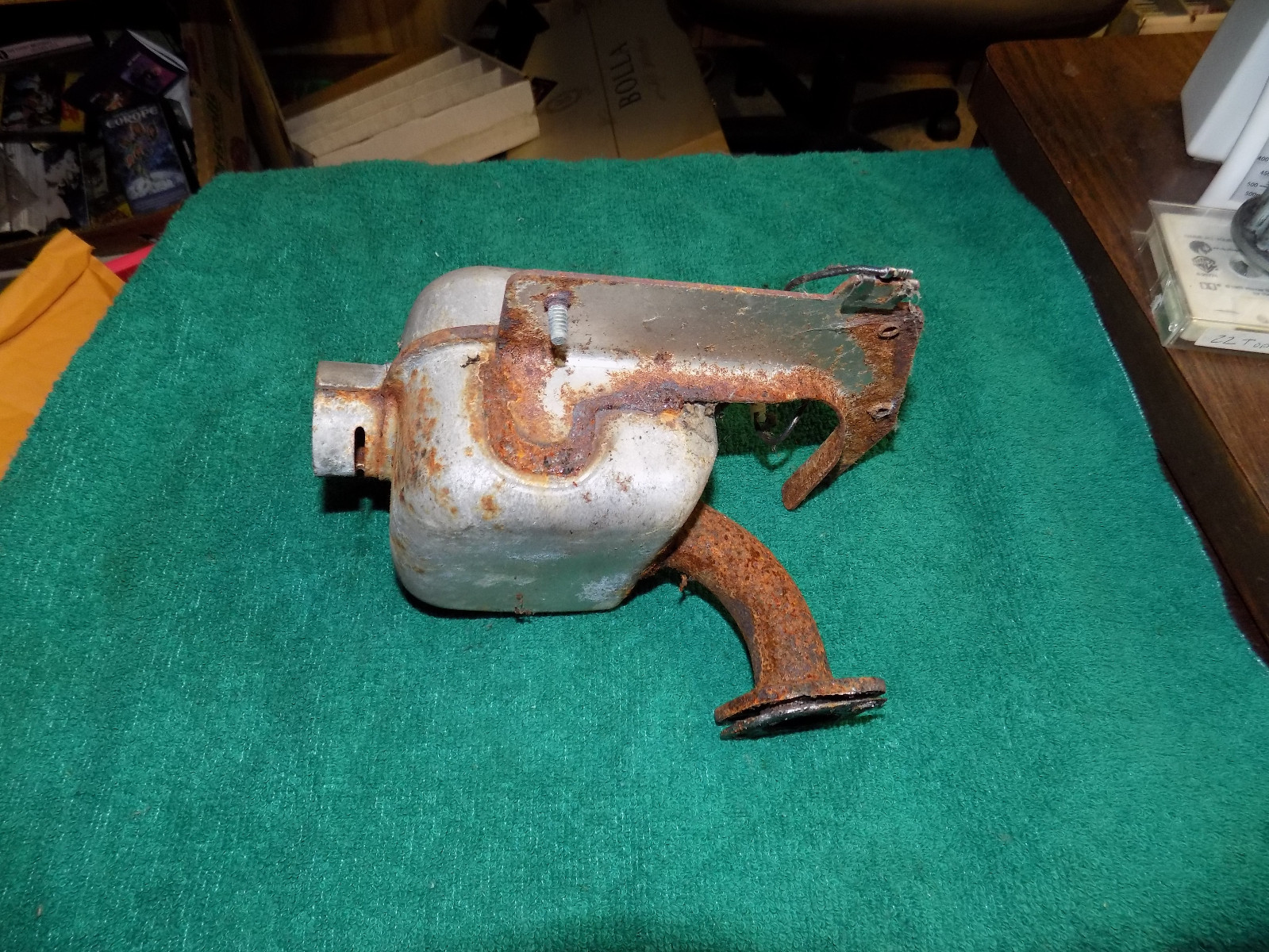 Craftsman 7.5HP 536.881750 Briggs & Stratton Snowblower Muffler