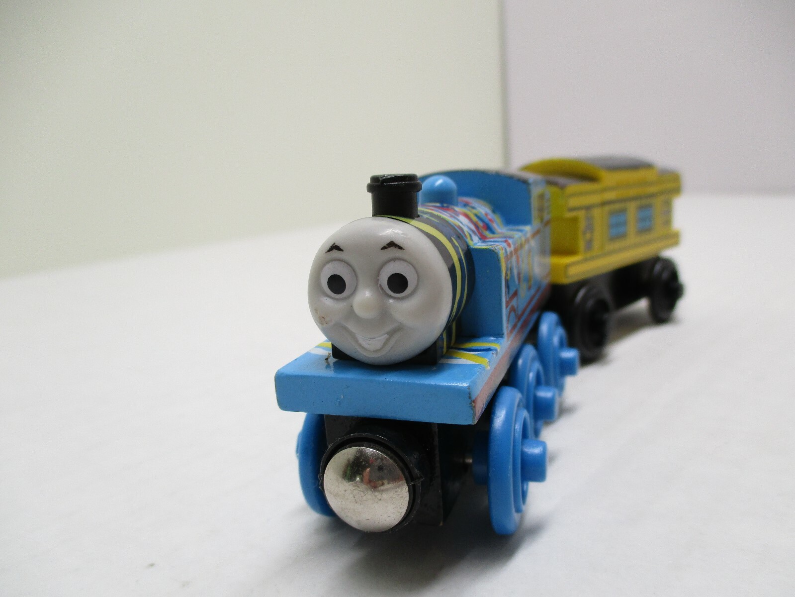 Thomas & Friends Wooden Railway Happy Birthday Thomas/Musical Caboose