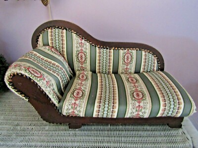 miniature couch for a pooch