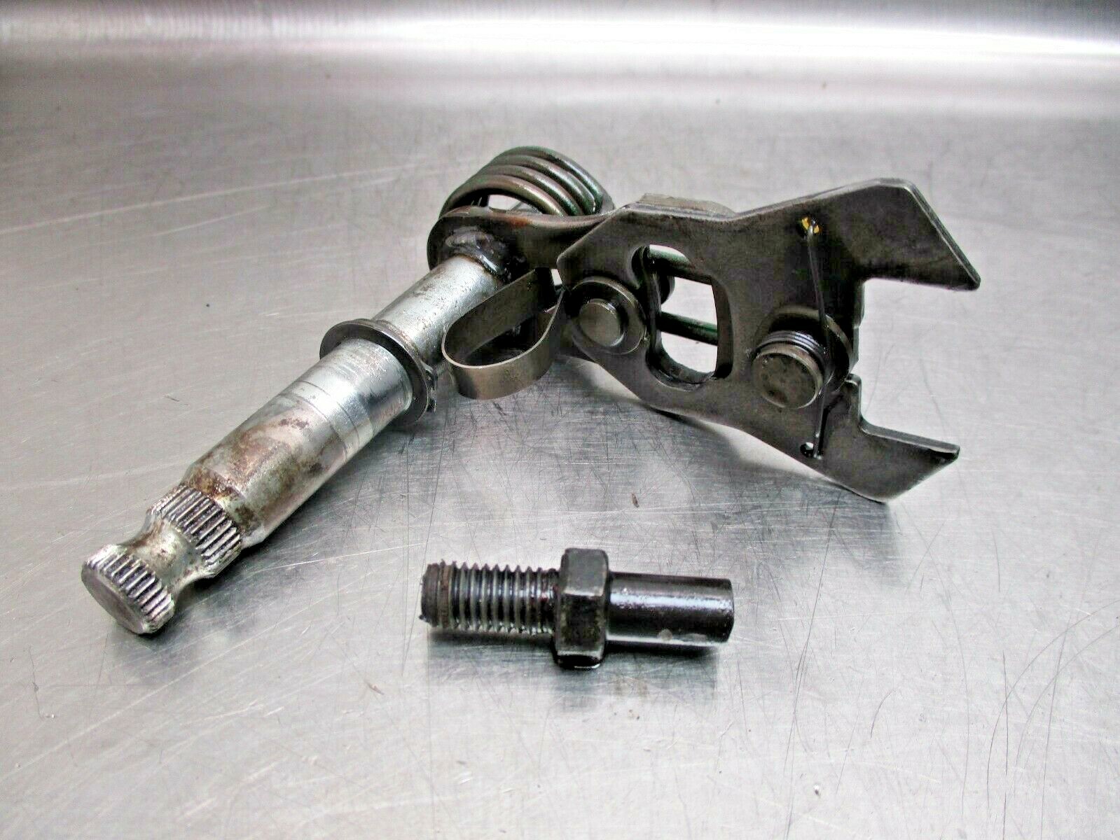 ku✳︎ F-1157 Mustang 65/6 6 Cylinder Trans Insulator (10) Hardware