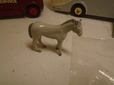  DINKY TOY OEM REPRODUCTION  979/980/981  SERIES GREY RACE HORSE.