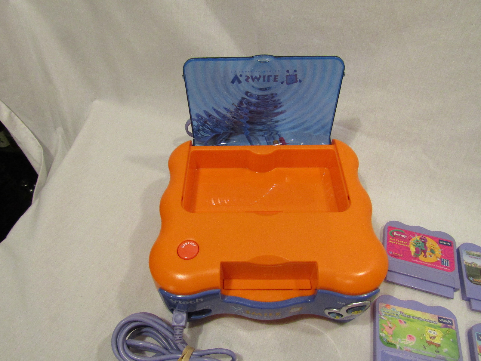 V Tech V Smile TV Learning System Console, 1 Controller, 8 Game Lot!