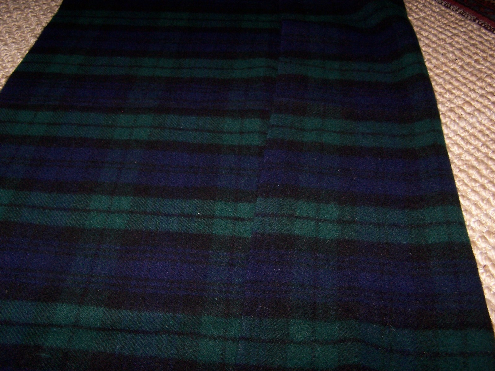 Archie Brown & Son Wool Green & Navy Plaid Tartan Throw Stadium Blanket 37x55
