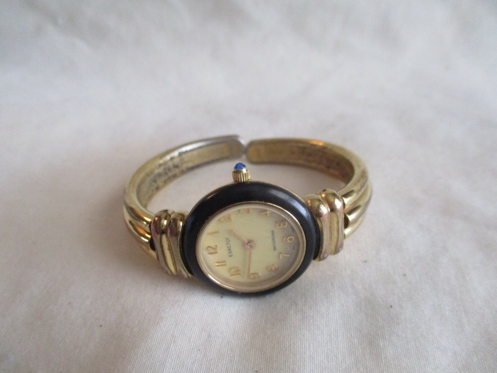 Chander 時計　Quarts swiss made Vintage Exactly Swiss Made Quartz Analog Women's Watch New