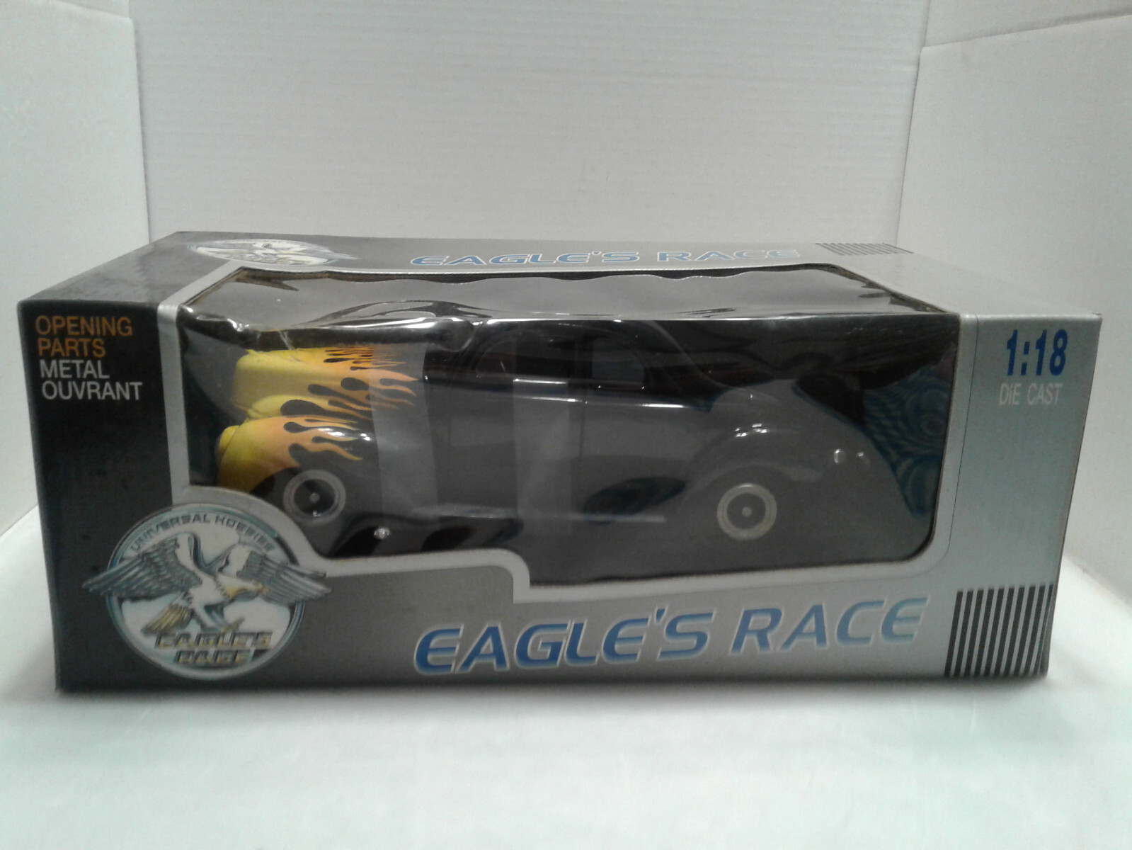 ミニカー Eagle's Race 1940 Ford Deluxe 1/18 20240718_120338__96703.