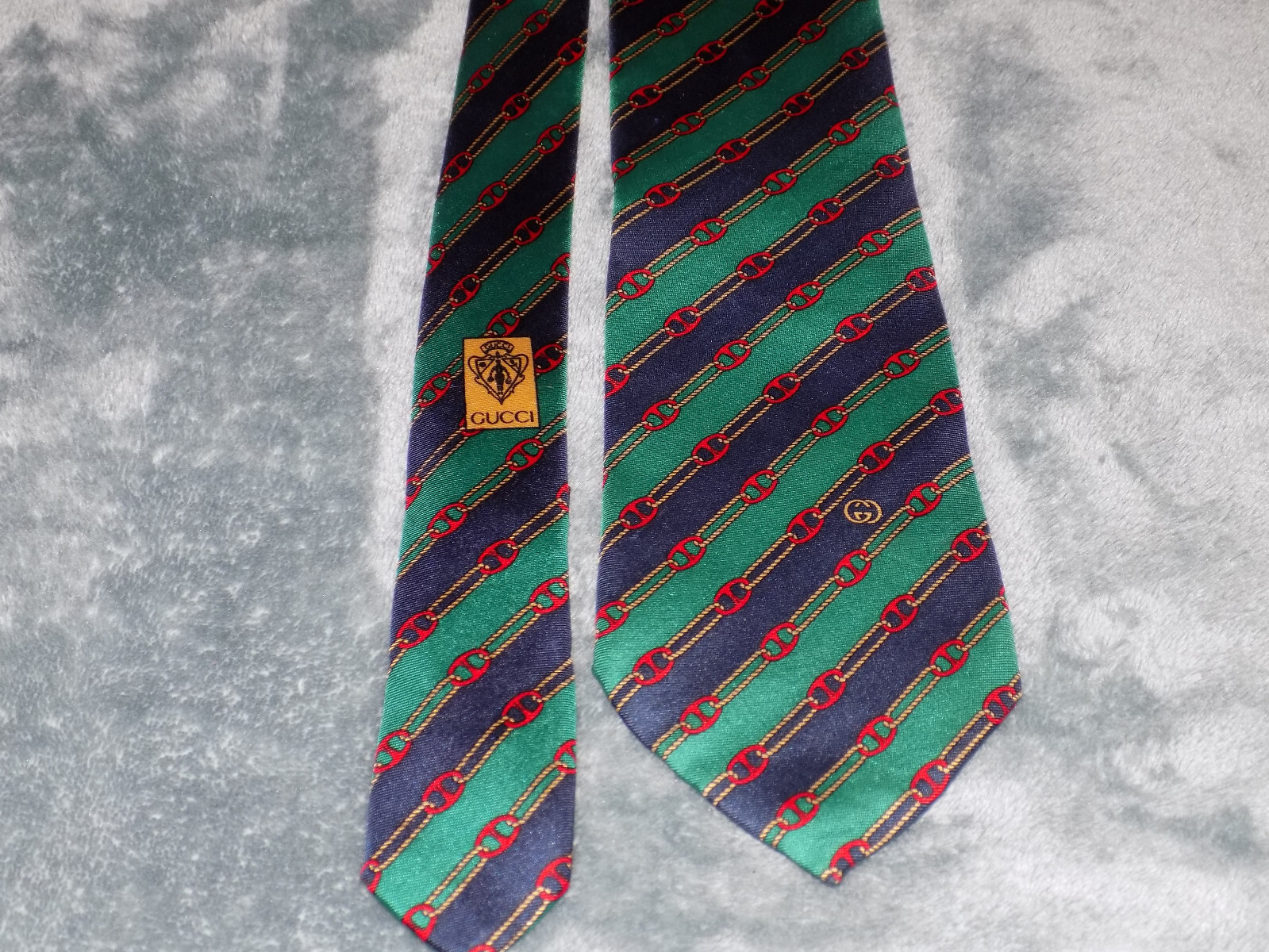 70s vintage gucci シルクスカーフ　66×66 イタリア製 70s vintage gucci シルクスカーフ 66×66 イタリア製