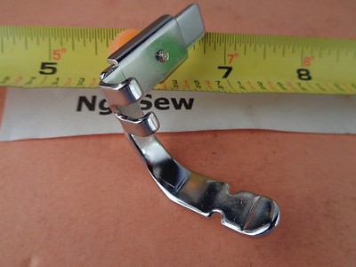 Zipper Foot PFAFF 1229,1222,1221,1217,1216,1215 Grand Quilter,1211, 1209 #541736