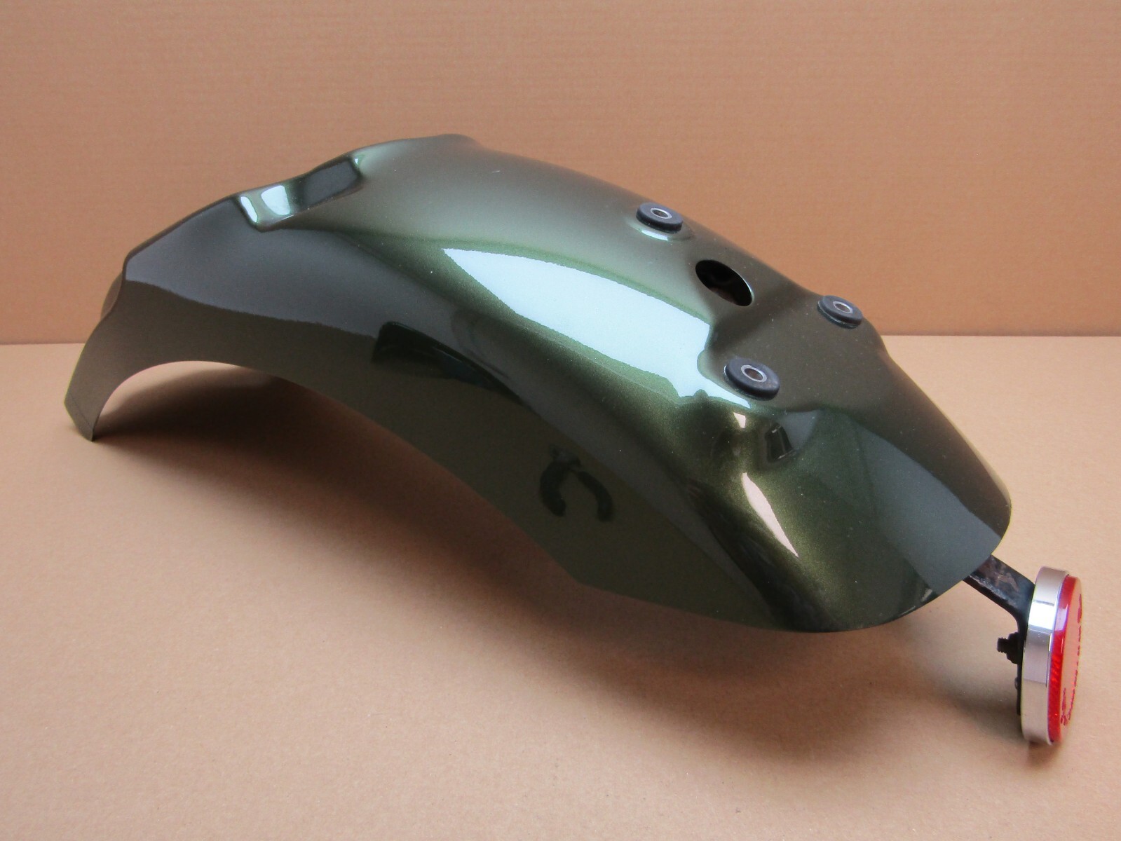 San Triumph Thruxton 900 2014 10,522 miles rear mudguard (11009