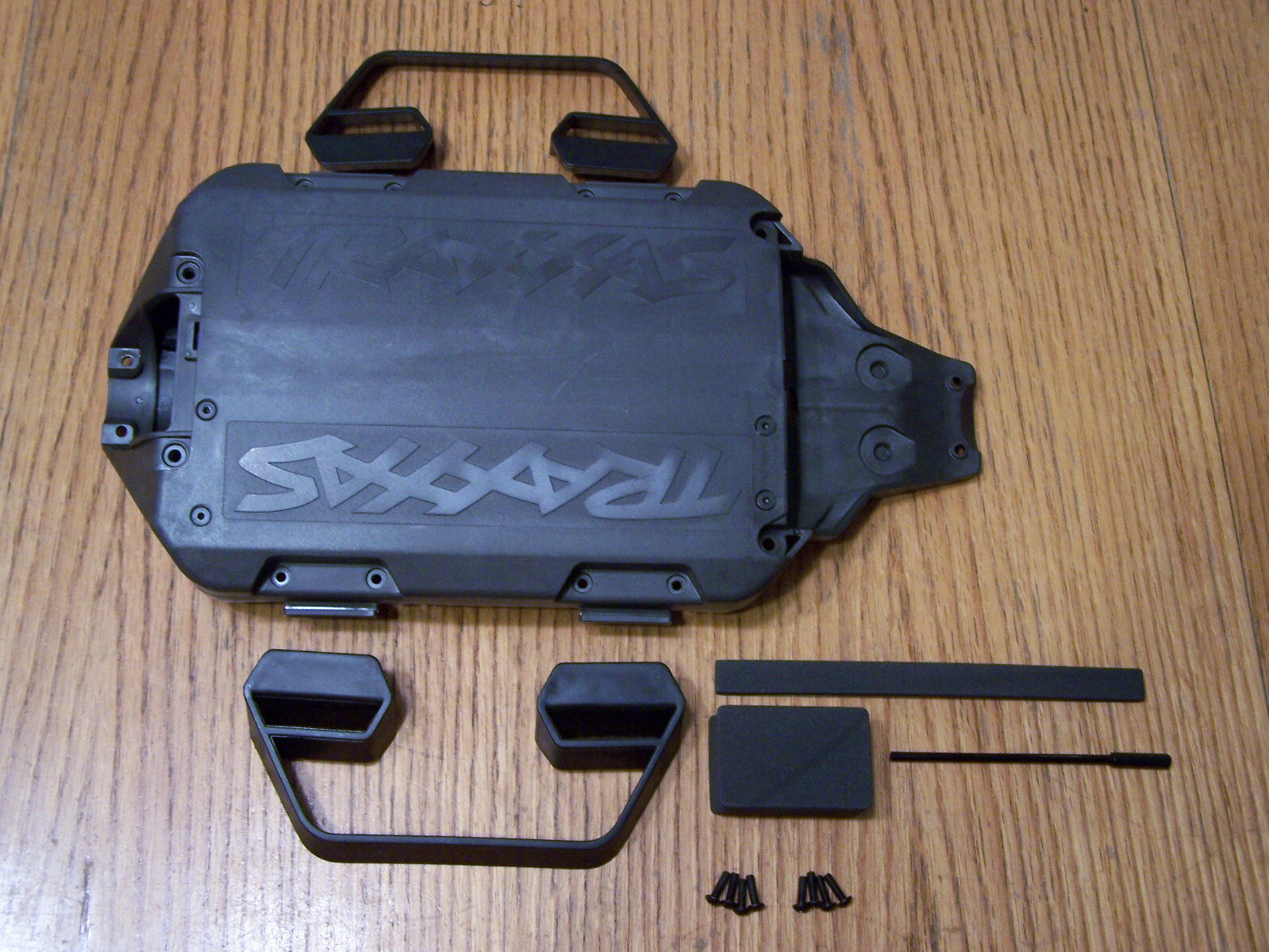 Fits Traxxas 1/10 Slash 4x4 LCG Chassis Battery Hold Down Nerf Ultimate Platinum