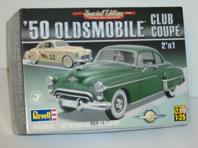 REVELL 85-4254 1/25 1950 OLDSMOBILE CLUB COUPE OPEN/FSI