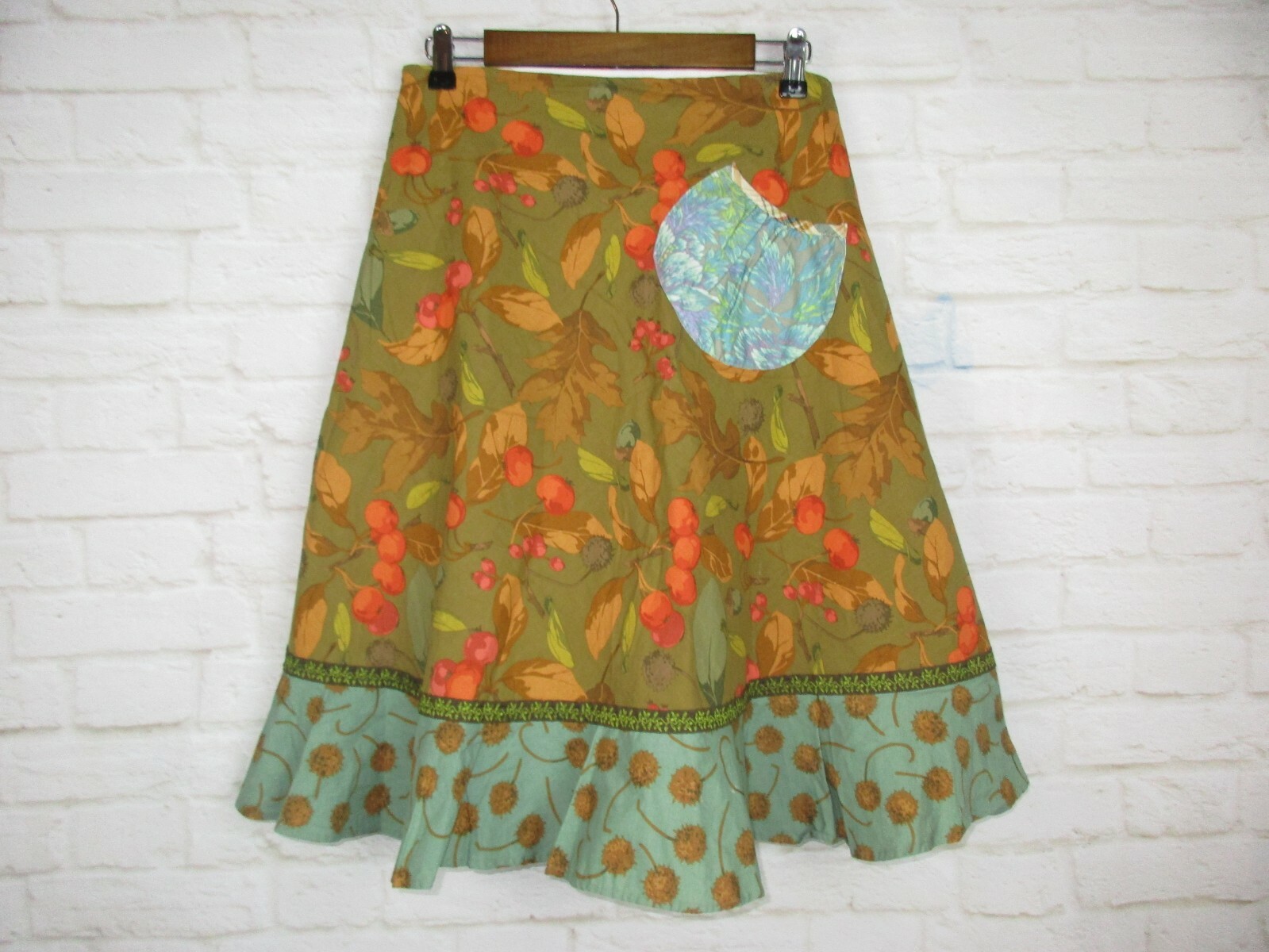 Matilda Jane women's size 6 Brown and Blue Fall Acorn Leaves A-Line Skirt