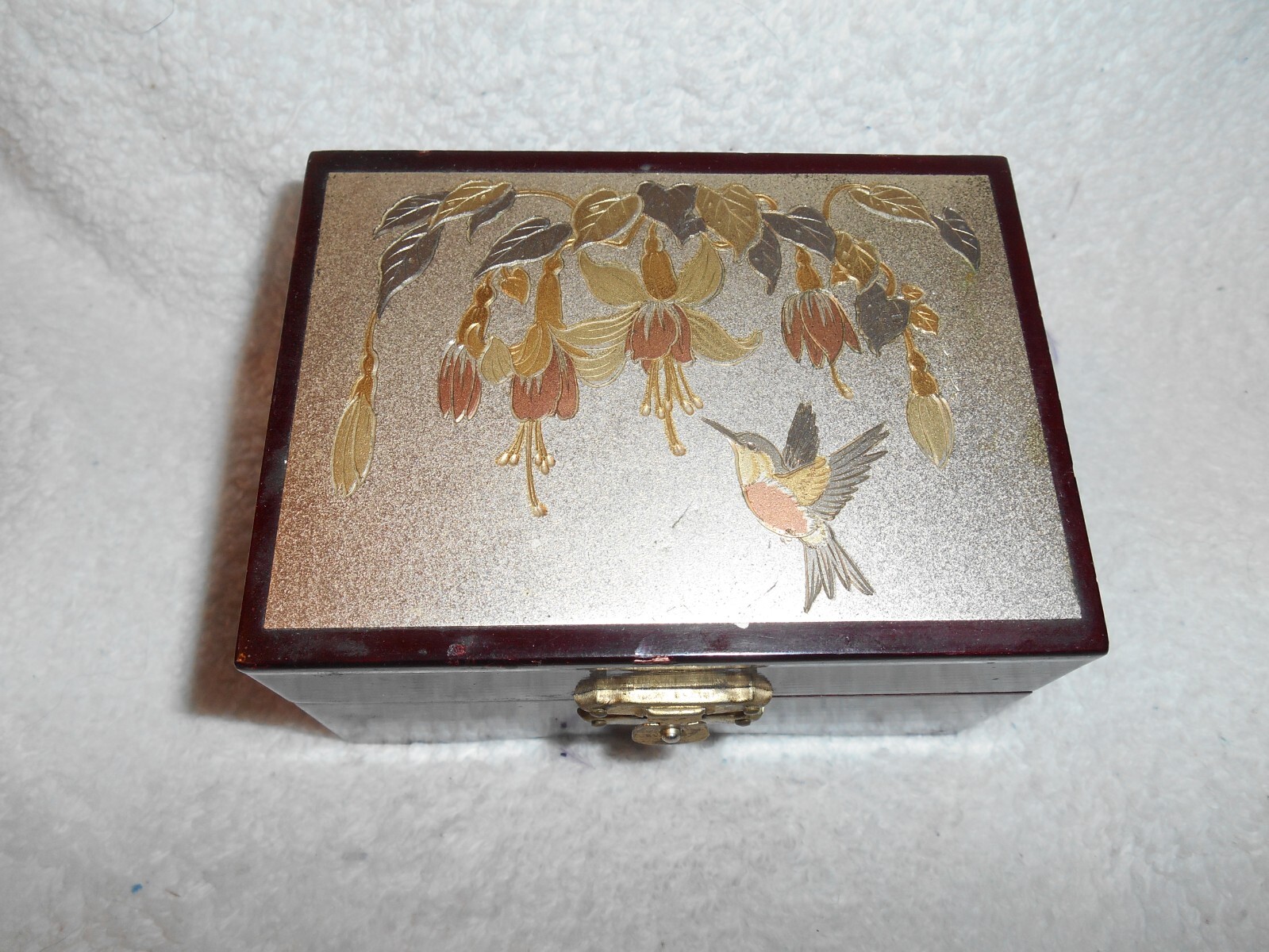 国旗の銀細工コレクション 146種類 木製ケース付き small jewelry chest,4x3x2