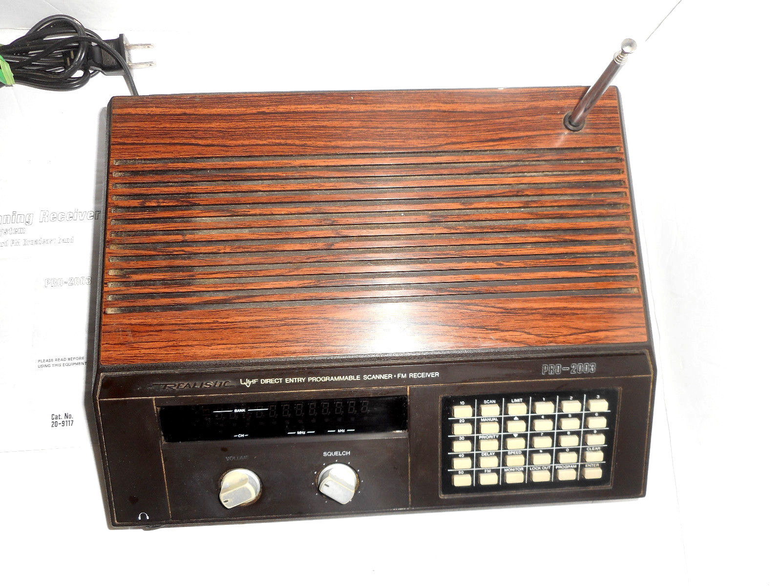 Realistic PRO-2003 VHF UHF Direct Entry Programmable Scanner & FM Receiver