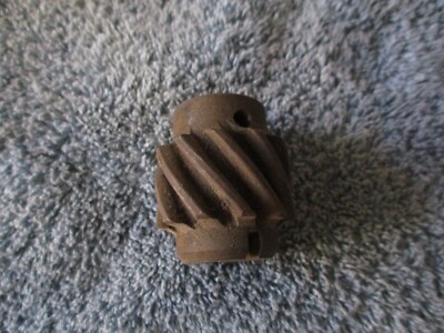CLARK C500 355 Y355 D155G D176G  WAUKESHA GOOD USED OIL PUMP GEAR  READ LISTING*