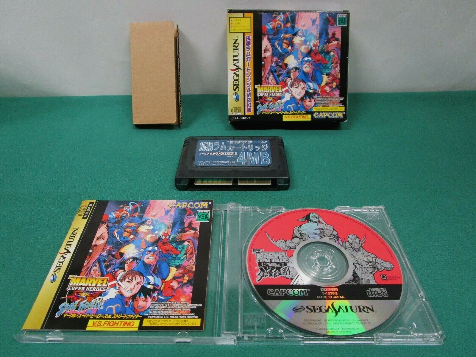 Sega Saturn Marvel Super Heroes VS Street Fighter + 4MB RAM