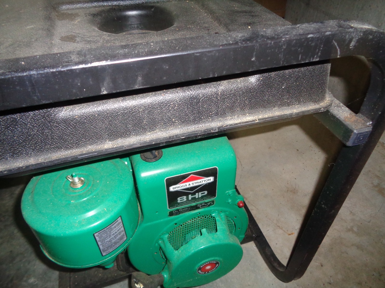 Generator Coleman Power Mate 8HP 4000 WATTS NEW