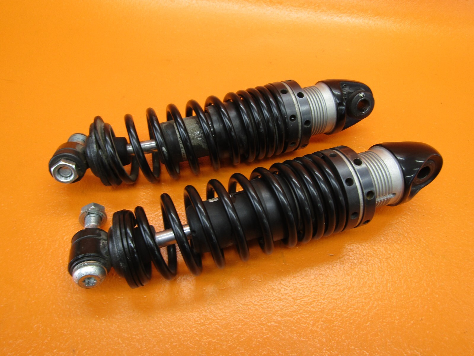 2016 - 2021 Harley Davidson Iron XL883N 883 OEM Rear Shocks