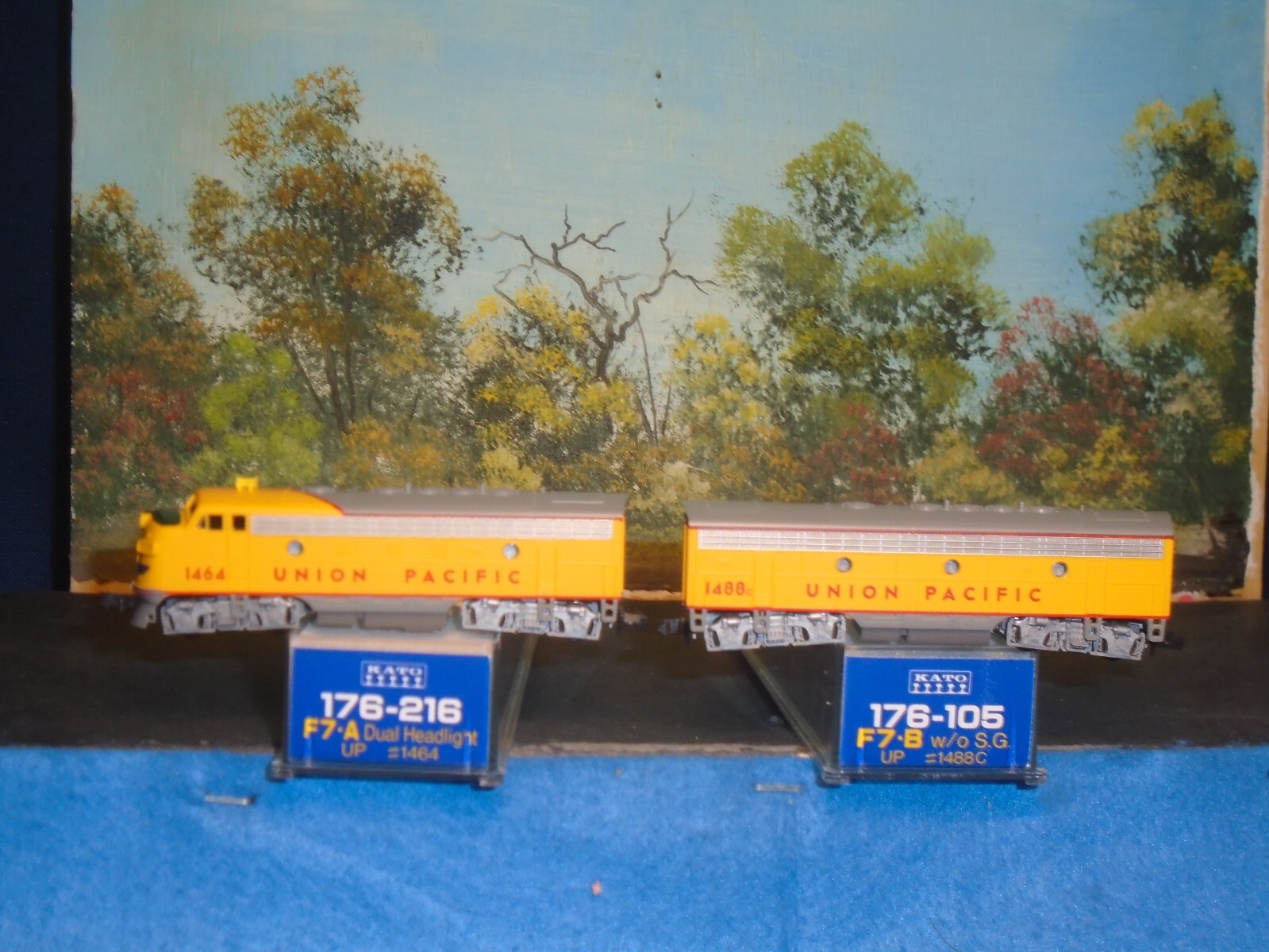 新品未使用　KATO 176-211 F7・A Dual Headlight Kato EMD F7-A Union Pacific Dual Headlight #1467 Model # 176