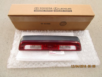 2007-2021 Toyota Tundra Rear Center Top 3rd Third Brake
