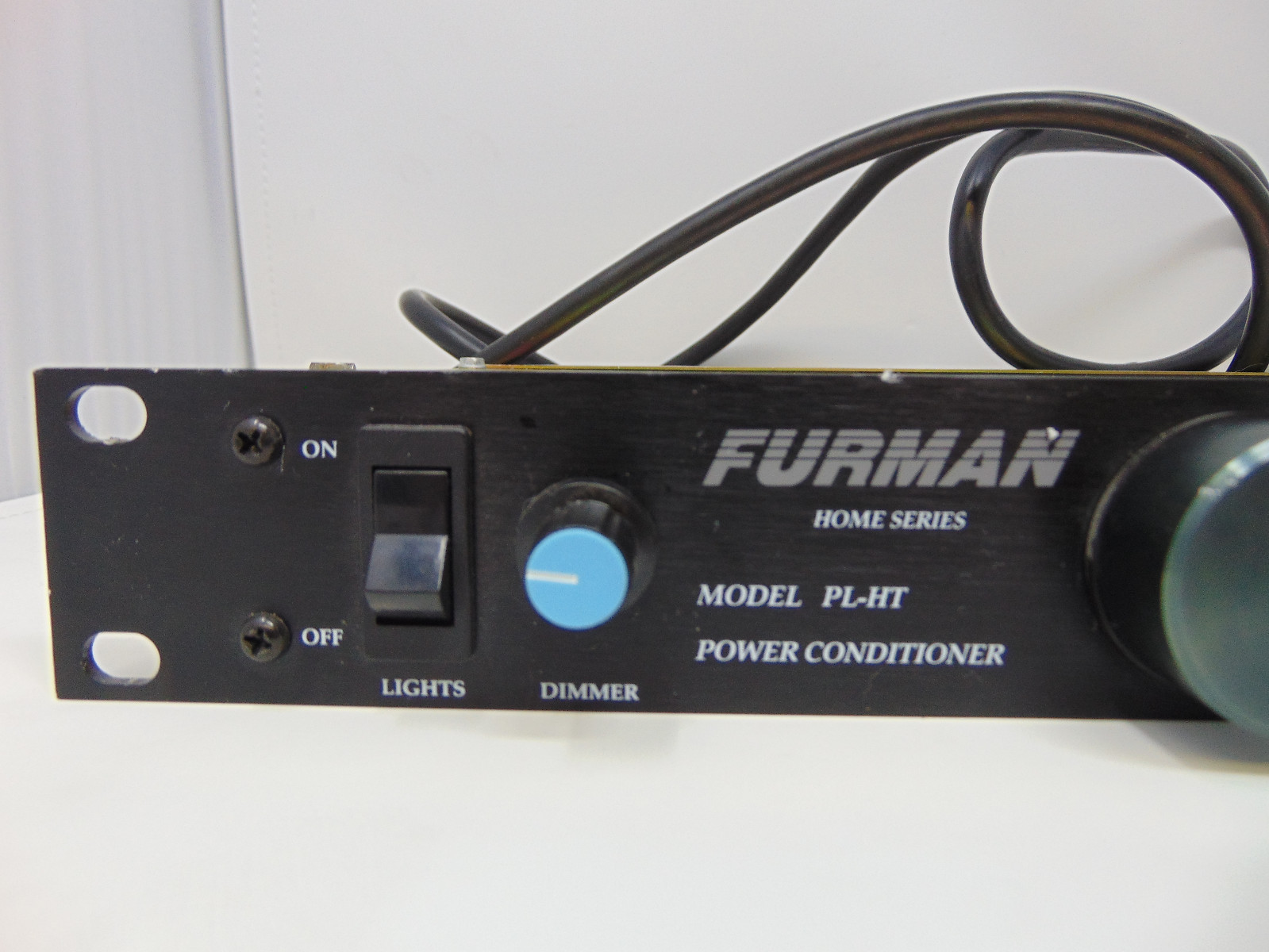 Furman PL-HT Home Series Power Conditioner Rack Mounted 15amp 8out -Tested Works