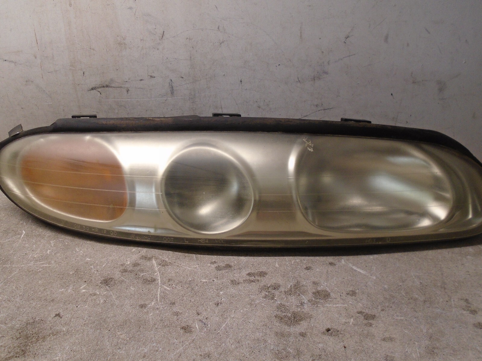 2001 2002 2003 Oldsmobile Aurora Right Passenger Side 2001 2002 2003 Oldsmobile Aurora Right Passenger Side