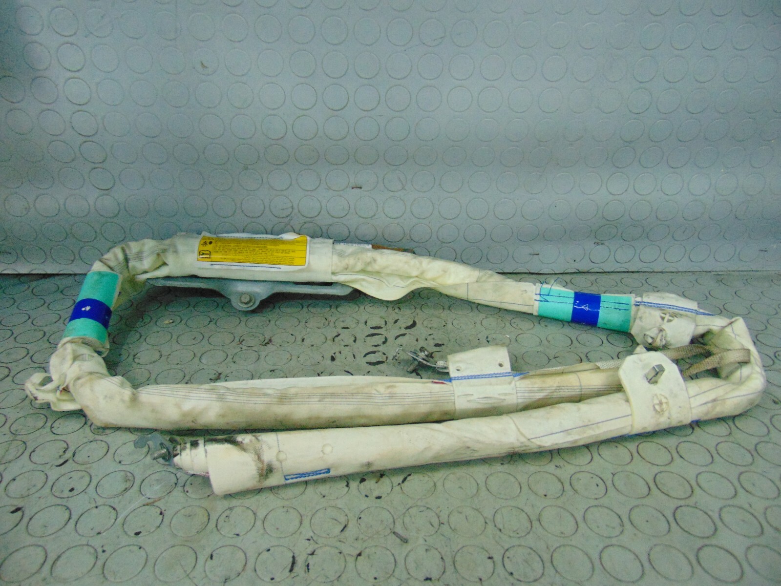 Carica airbag tendina destra OPEL ASTRA J 2012 610946201E