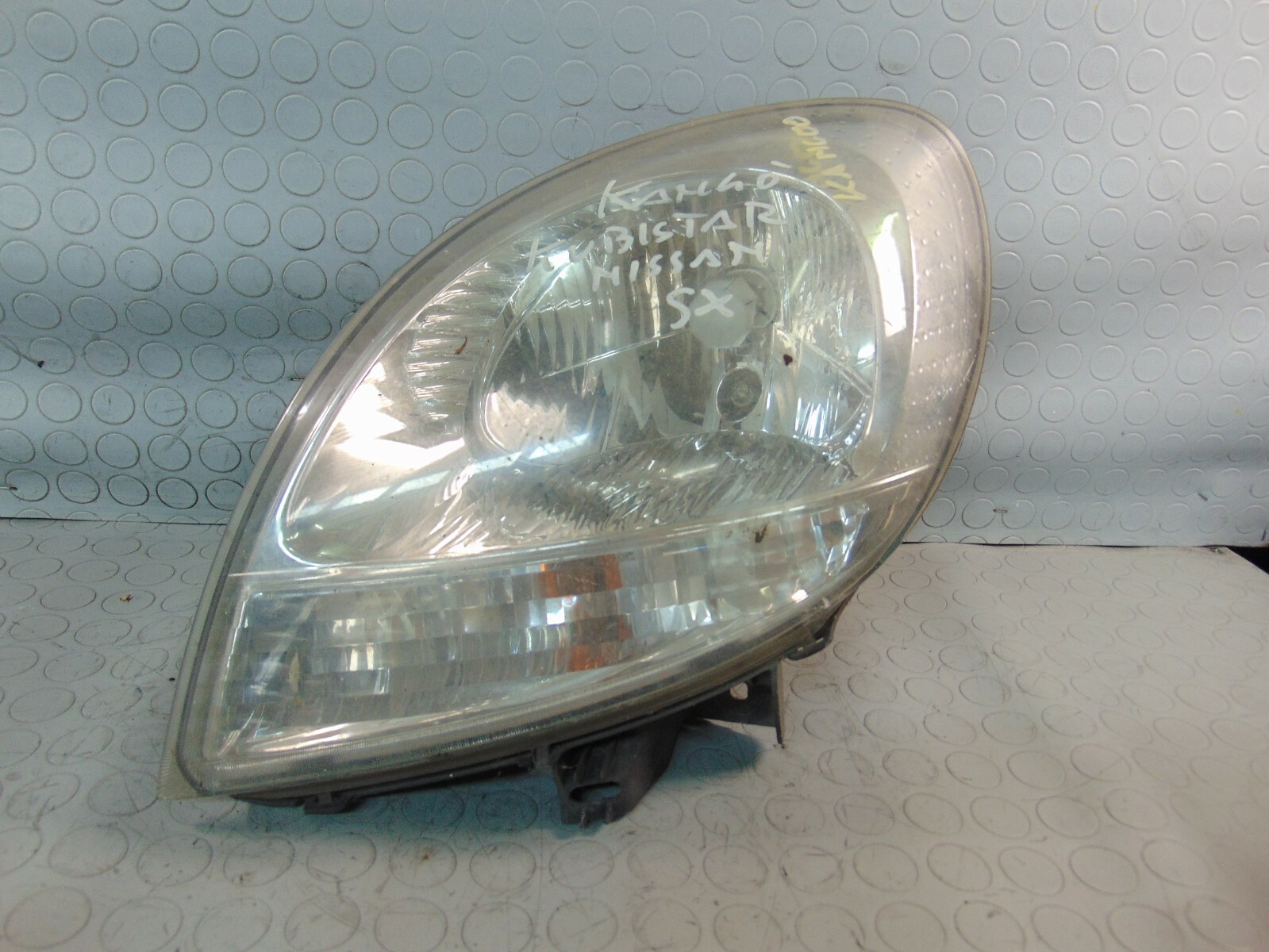 Fanale anteriore sinistro RENAULT KANGOO NISSAN KUBISTAR  8200236590