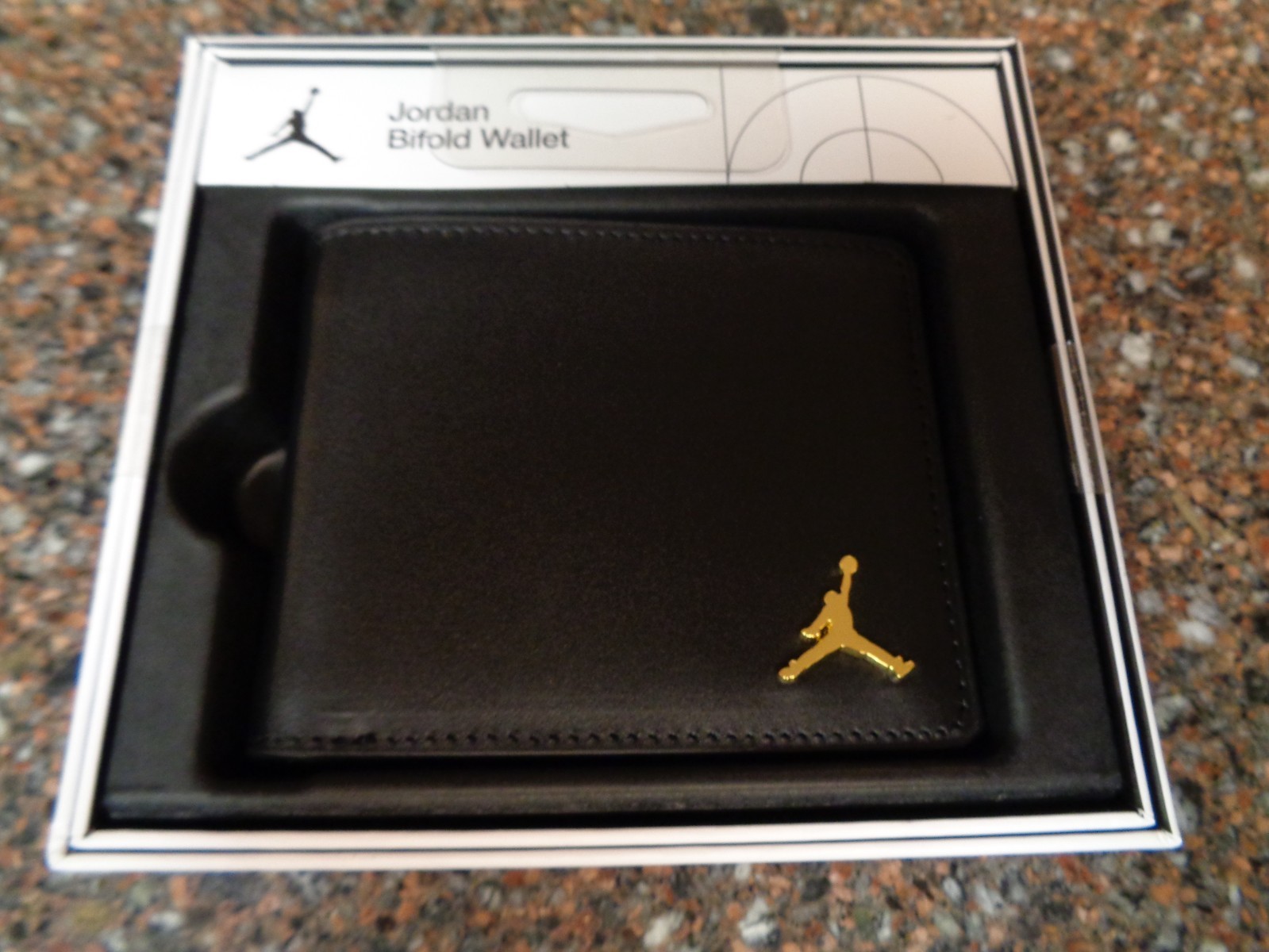 Jordan Bifold Wallet ブラック Jordan Jumpman Ingot Bifold Wallet – DTLR