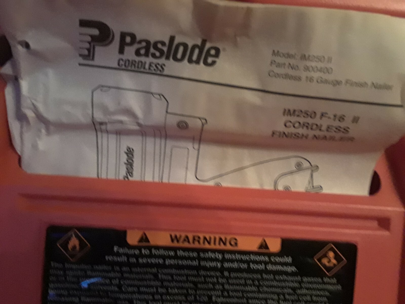 Paslode IM 250II 16 Ga Cordless Finish Nailer, Case and accessories