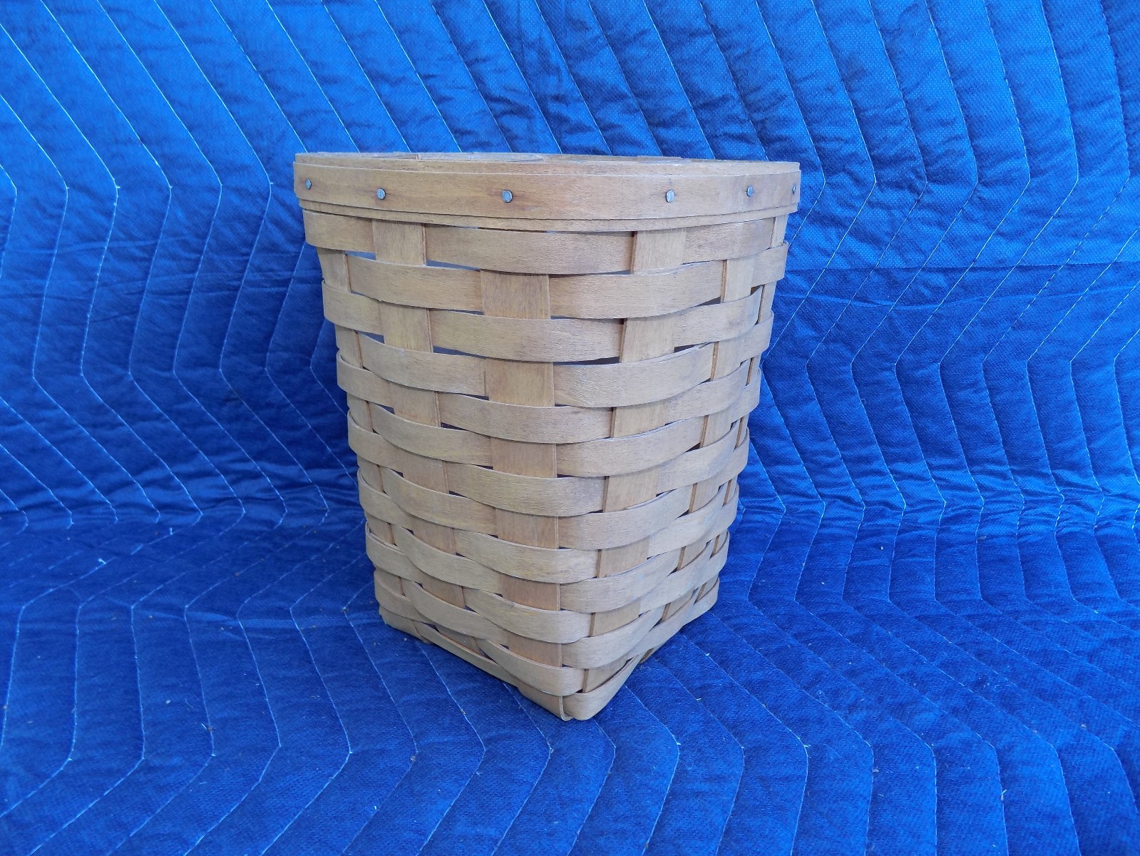 Vintage Medium Spoon Basket w/ Protector 1987 Longaberger